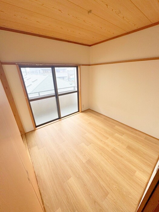 物件内観写真11　(居室)