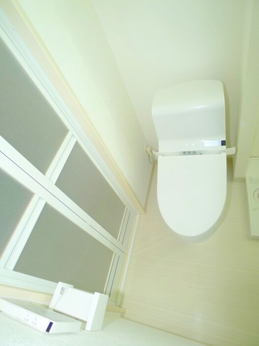 物件内観写真17　(トイレ)