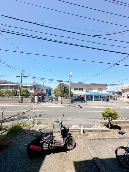 物件内観写真15　(室内からの展望)