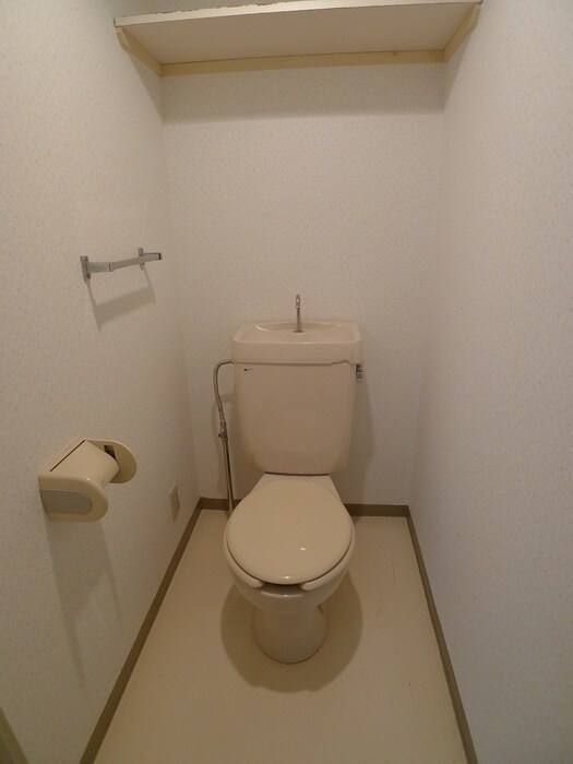 物件内観写真16　(トイレ)