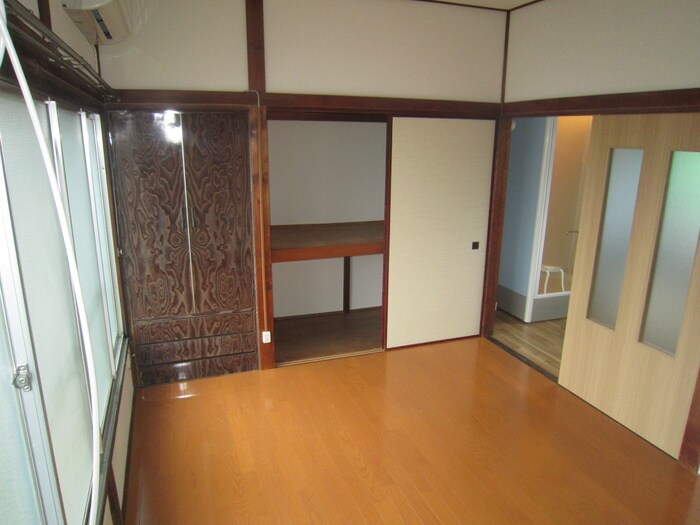 物件内観写真5　(居室)