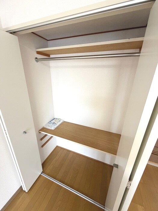 物件内観写真11　(収納)