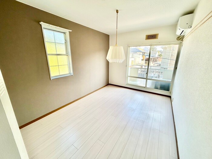 物件内観写真7　(居室)