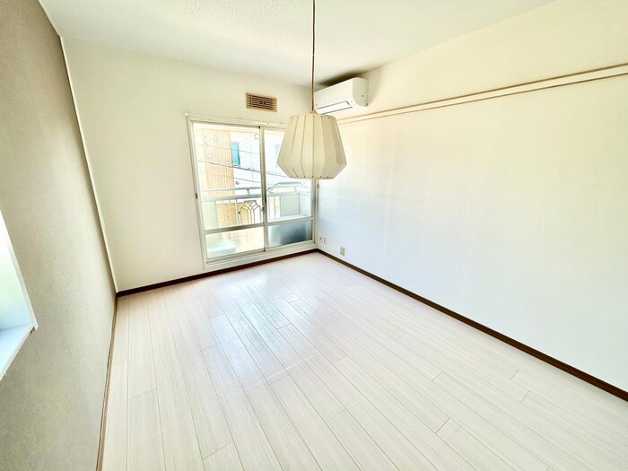 物件内観写真21　(居室)