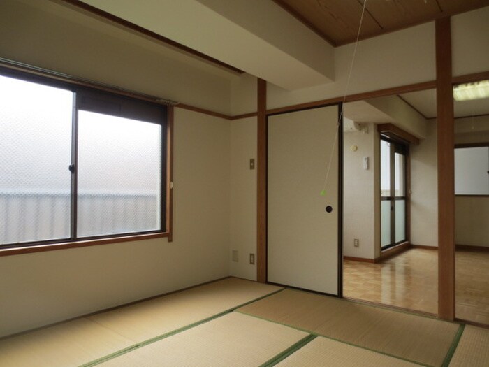 物件内観写真18　(居室)