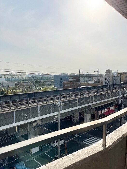 物件内観写真22　(室内からの展望)