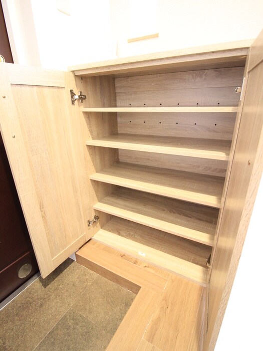 物件内観写真15　(靴箱)