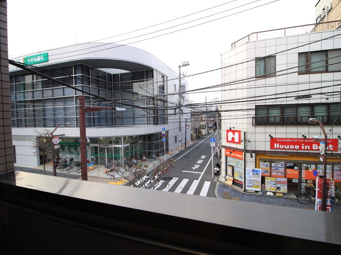 物件内観写真20　(室内からの展望)