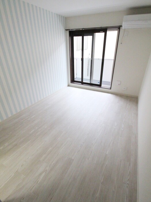 物件内観写真11　(居室)