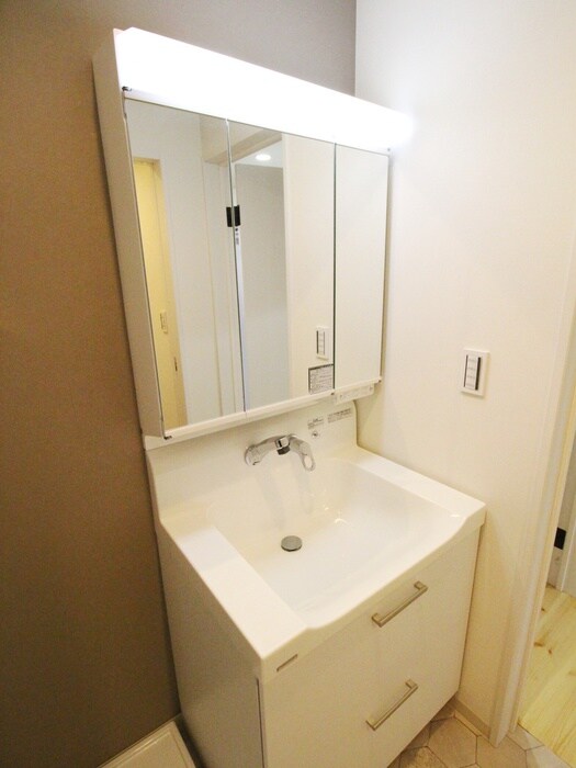 物件内観写真15　(洗面)