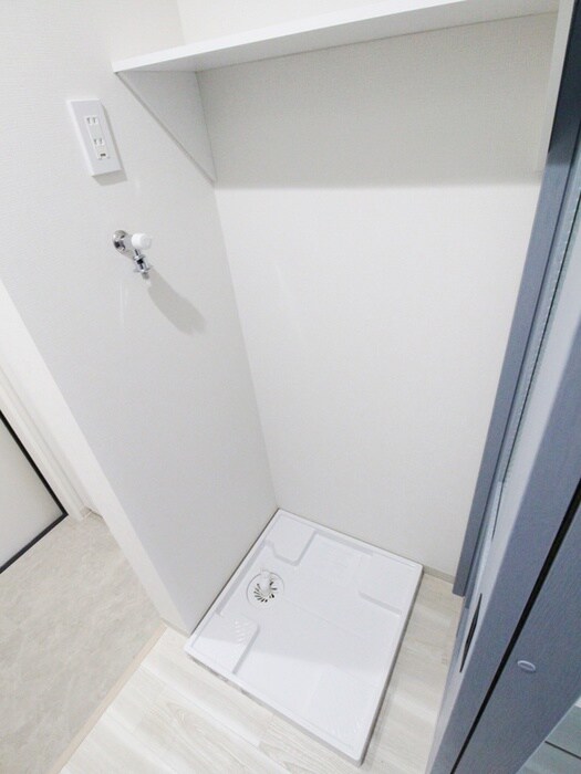 物件内観写真15　(洗濯機置場)