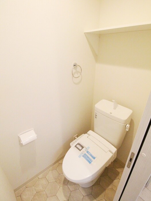 物件内観写真16　(トイレ)