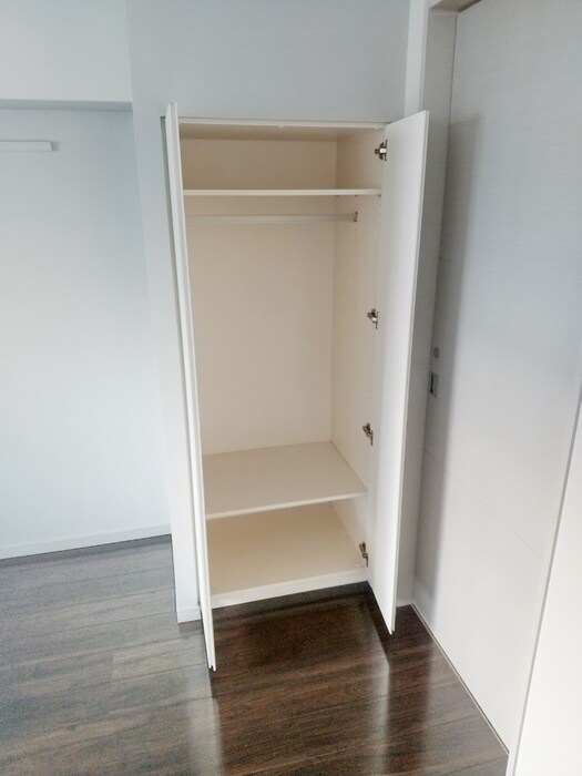 物件内観写真12　(収納)