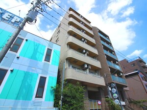 芹田マンション外観写真