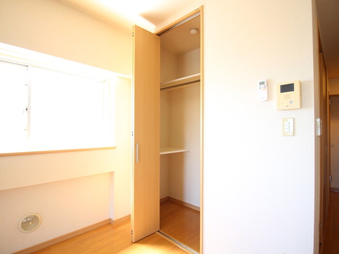 物件内観写真9　(収納)