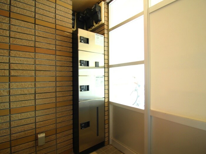 物件外観写真3　(建物設備)