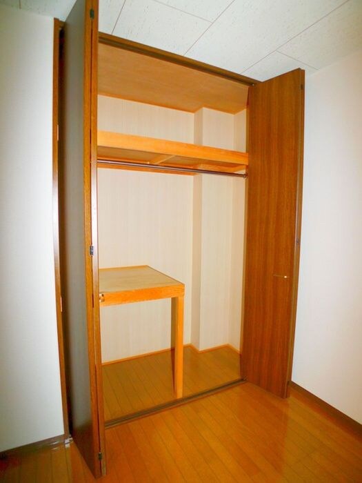 物件内観写真13　(収納)