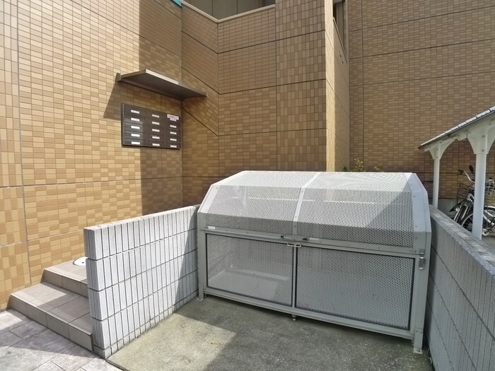 物件外観写真6　(建物設備)