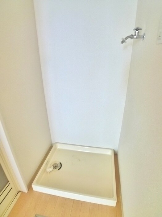 物件内観写真20　(洗濯機置場)