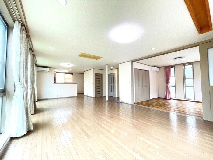 物件内観写真8　(居室)