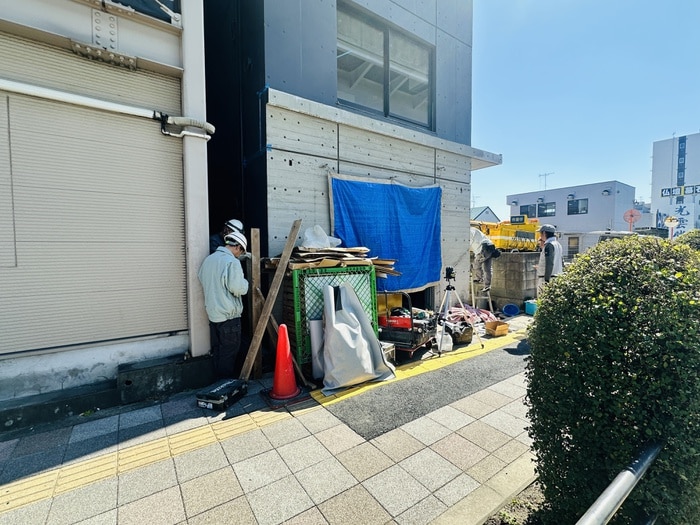 物件外観写真4　(建築中)