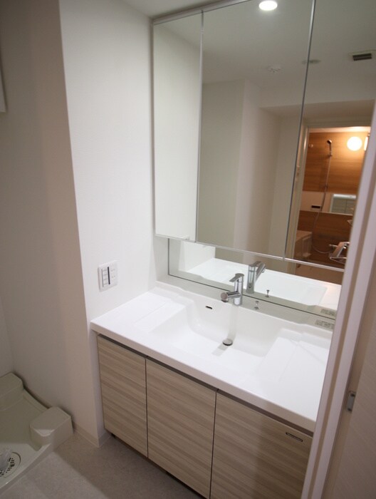 物件内観写真9　(洗面)