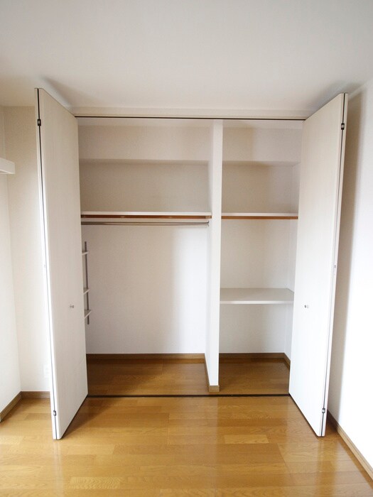 物件内観写真10　(収納)