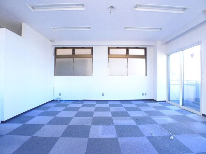 物件内観写真8　(内観写真)