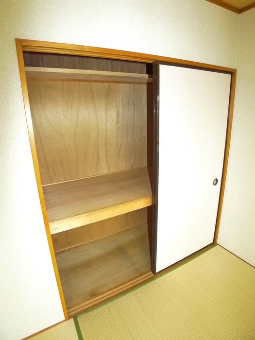 物件内観写真18　(収納)