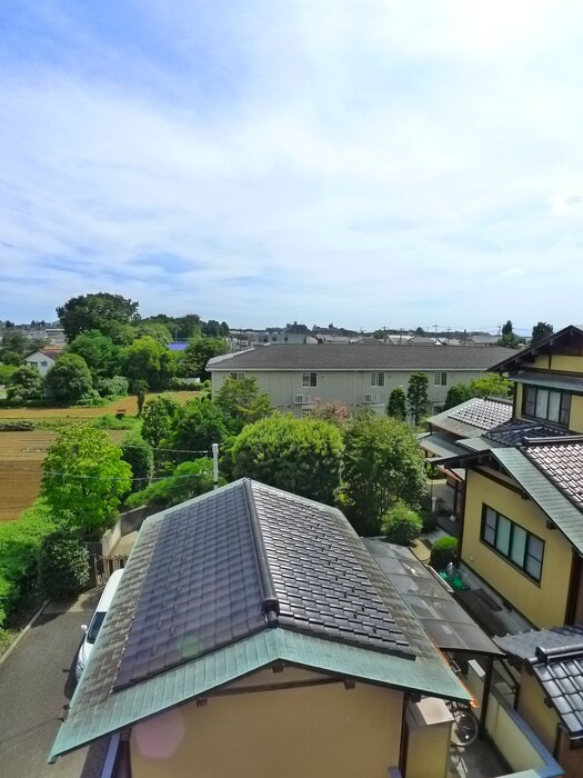 物件内観写真22　(室内からの展望)