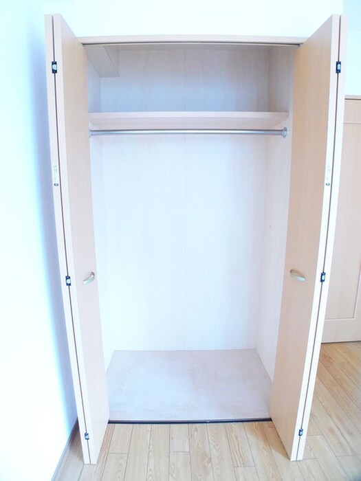 物件内観写真8　(収納)