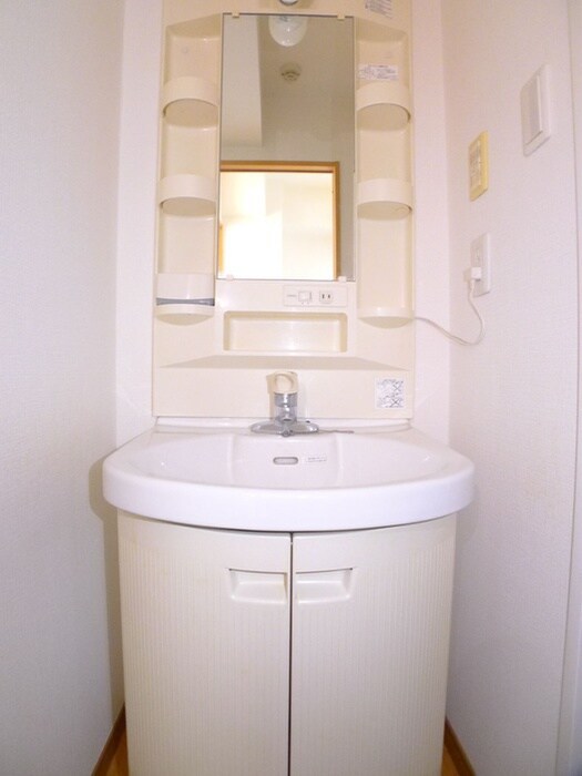 物件内観写真11　(洗面)