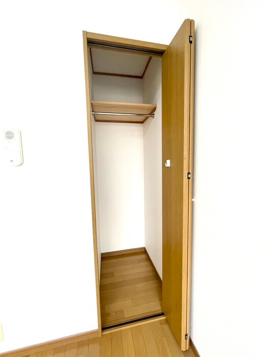 物件内観写真10　(収納)