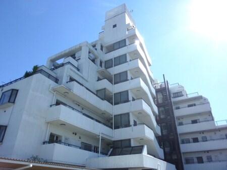 クレスト南浦和弐番館外観写真