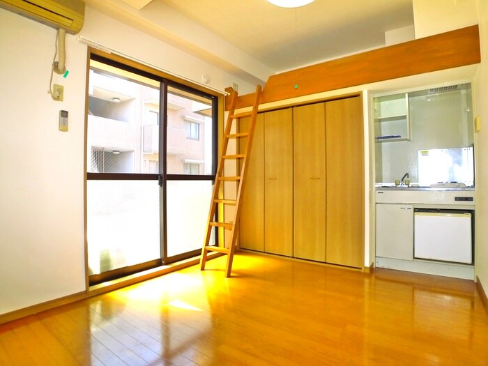 物件内観写真8　(居室)