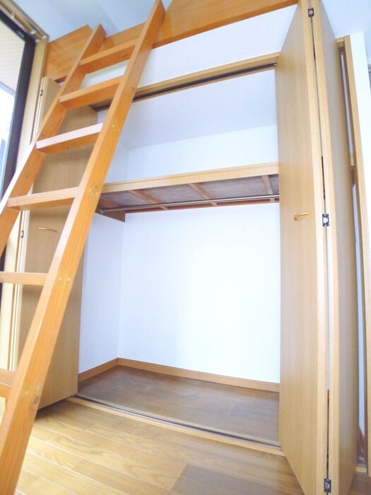 物件内観写真11　(収納)