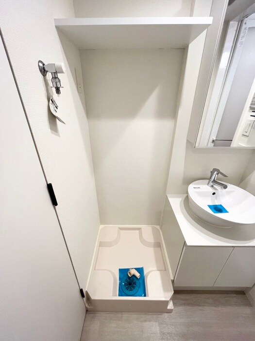 物件内観写真13　(洗濯機置場)