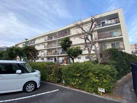 鴨居駅前住宅１号棟(143)外観写真