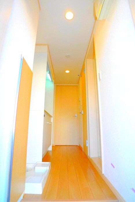 物件内観写真12　(廊下)