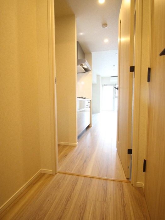 物件内観写真21　(廊下)