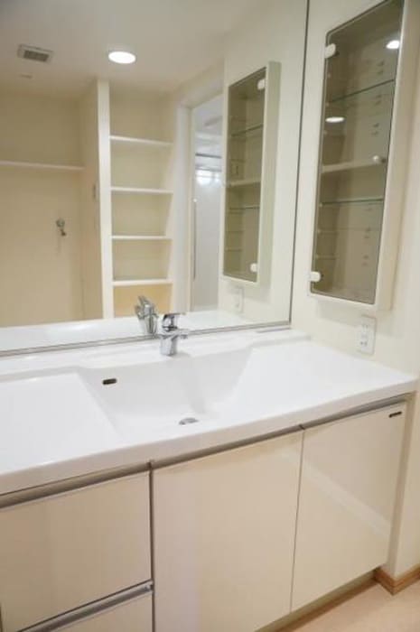 物件内観写真11　(洗面)