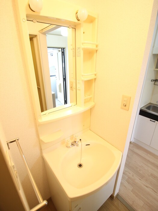 物件内観写真11　(洗面)