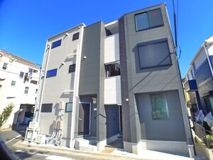 セント リヴィア K外観写真