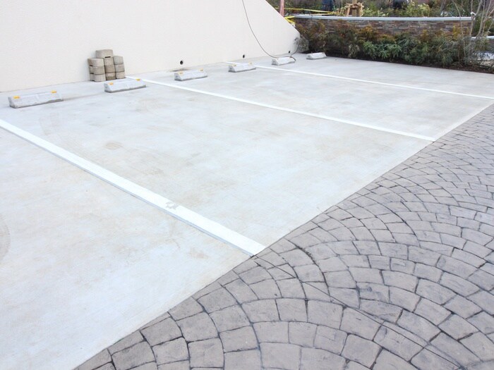 物件外観写真4　(駐車場)