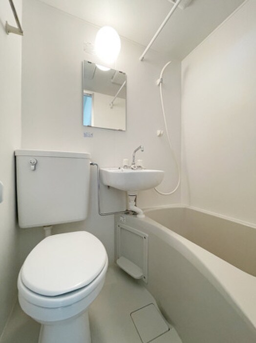 物件内観写真14　(トイレ)