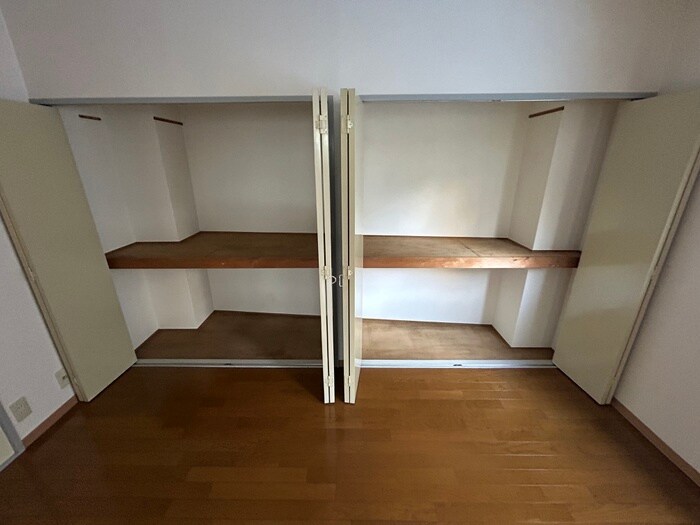 物件内観写真10　(収納)