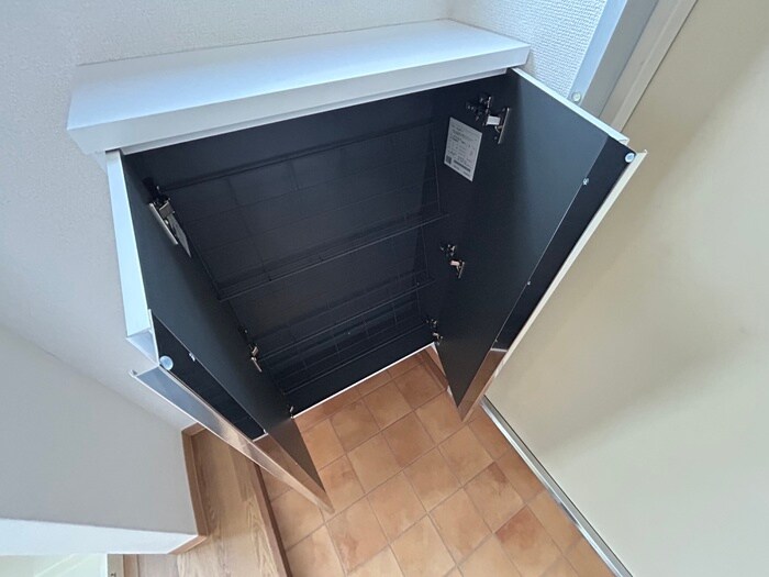 物件内観写真16　(靴箱)