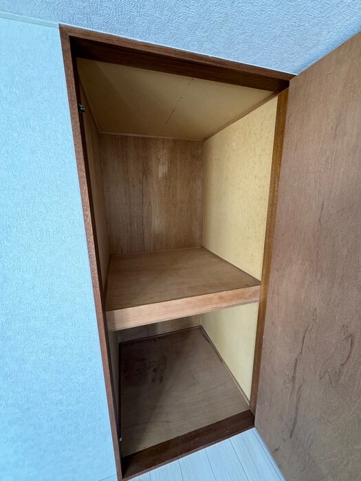 物件内観写真13　(収納)