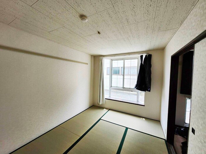 物件内観写真9　(居室)