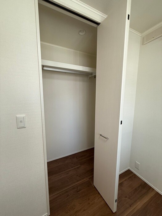 物件内観写真15　(収納)